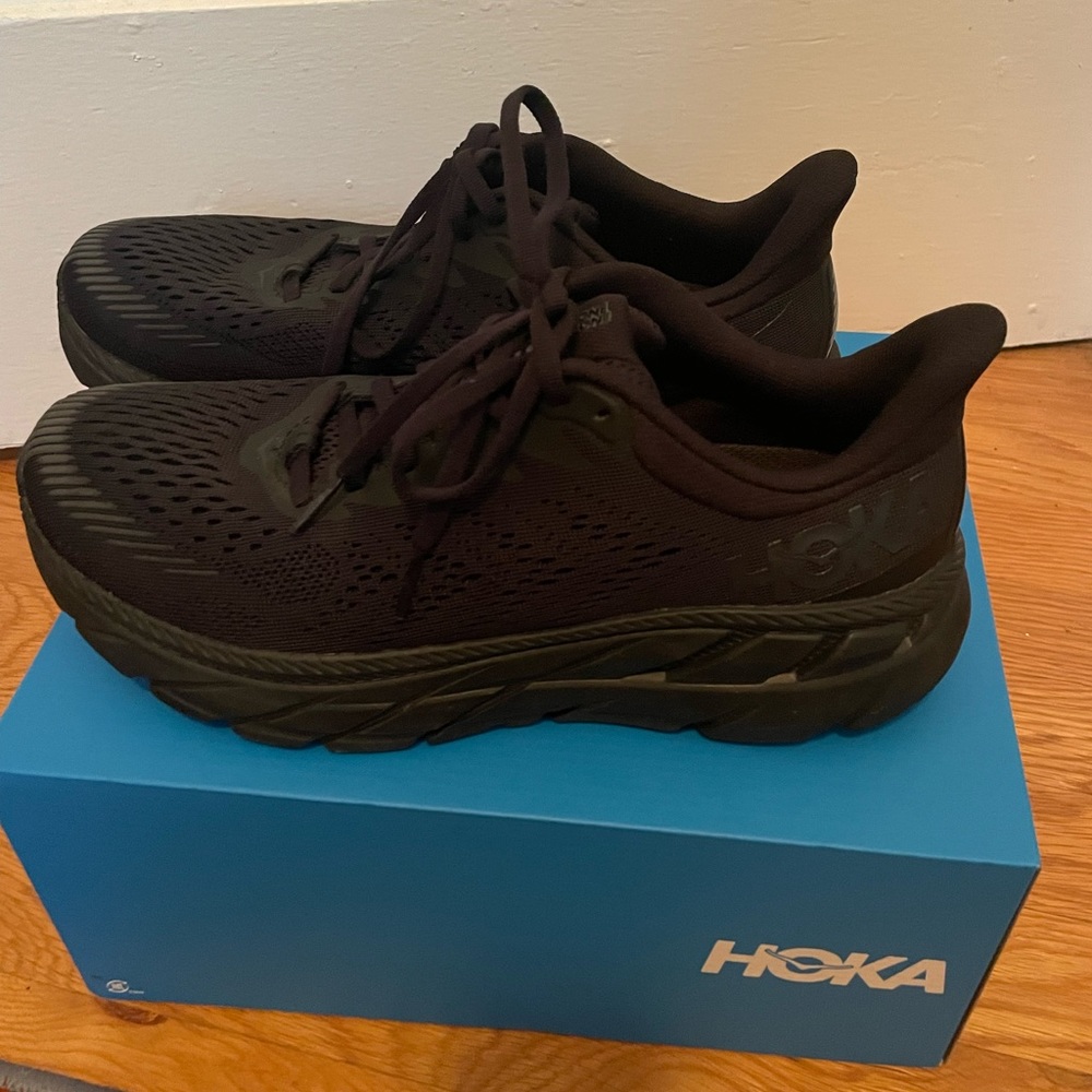 Men’s Hoka One One Clifton 7 Sneakers